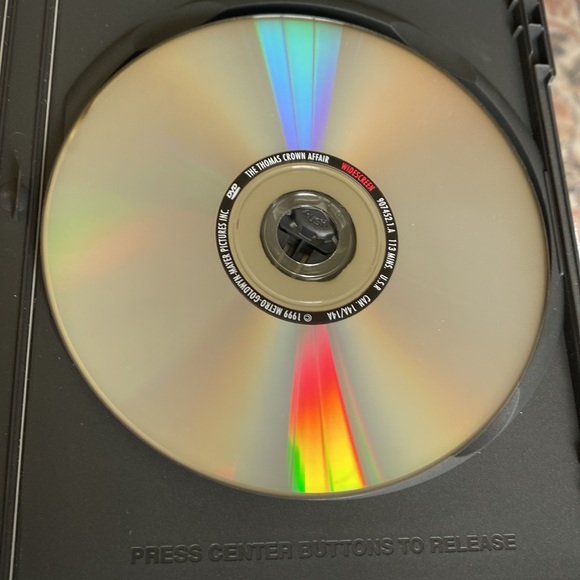 🎬PRICING🎬 The Thomas Crown Affair DVD with Pierce Brosnan & Rene Russo - Picture 6 of 9